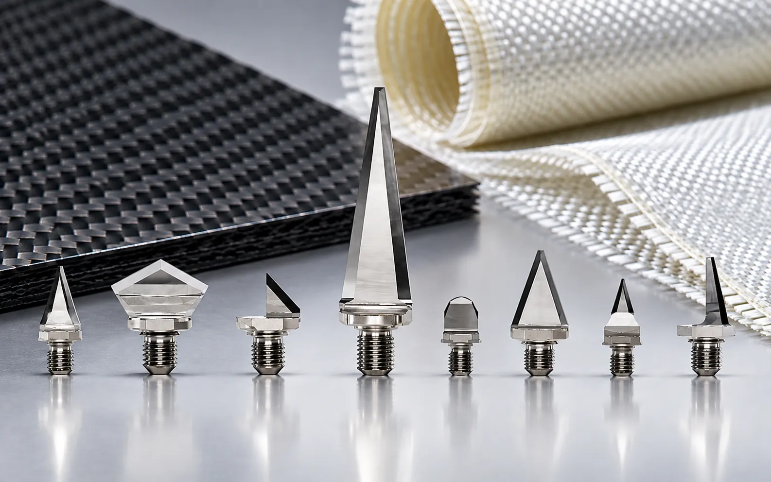 JIAYI ultrasonic cutting blades with straight pointed serrated and custom profile geometries